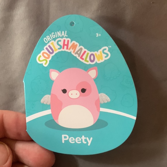 Peety the flying pig squishmallow , HTF SIZE , NWT ! - Picture 3 of 5
